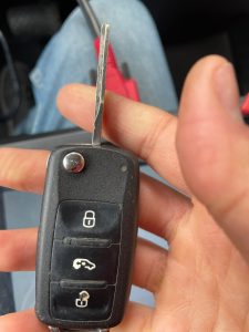 repairing damaged car keys in Hyde Park